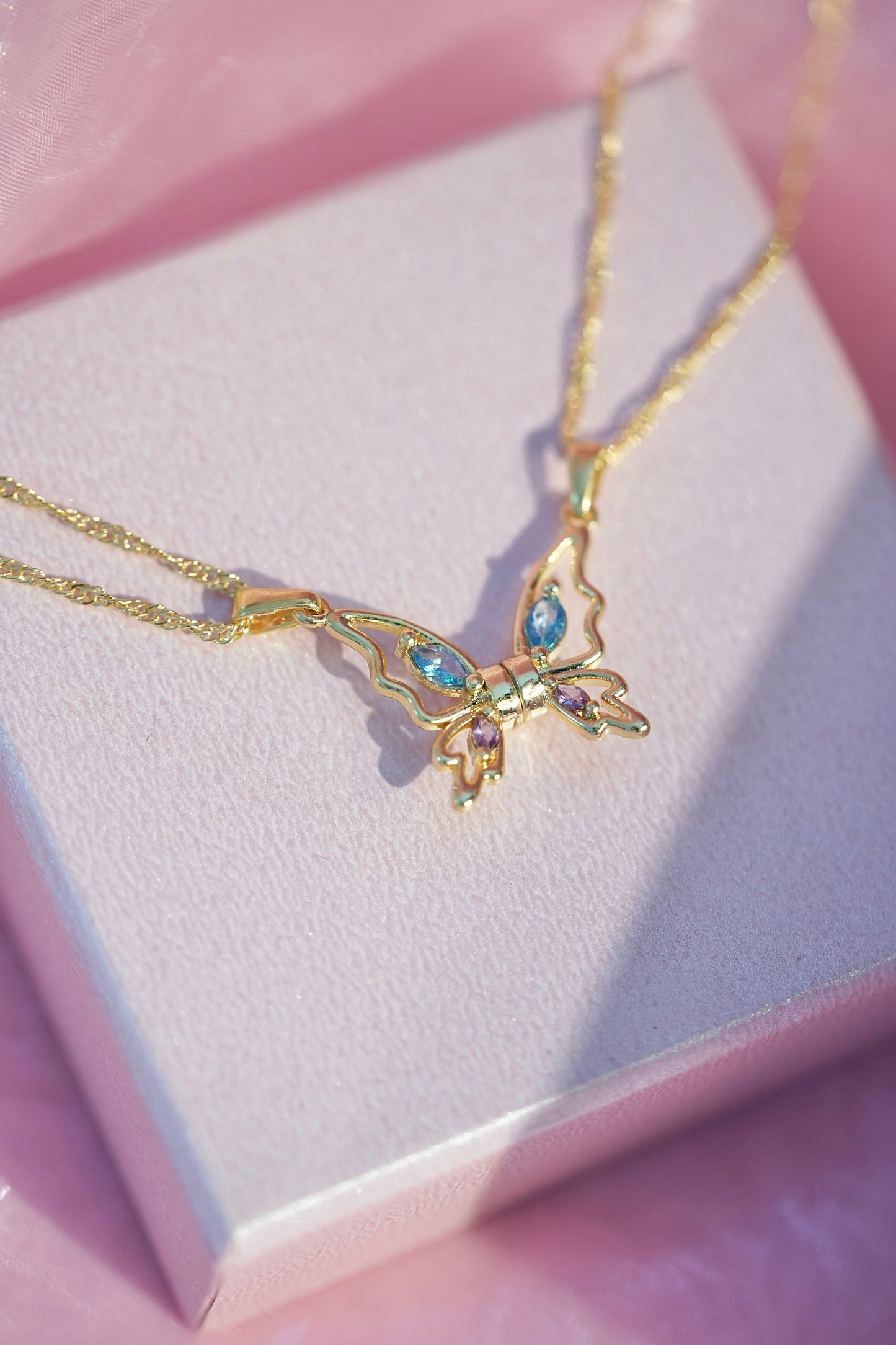 Princess and The Pauper Friendship 2pcs Gold Plated matching Necklace, Diamond castle , Butterfly Necklace, BFF Jewelry