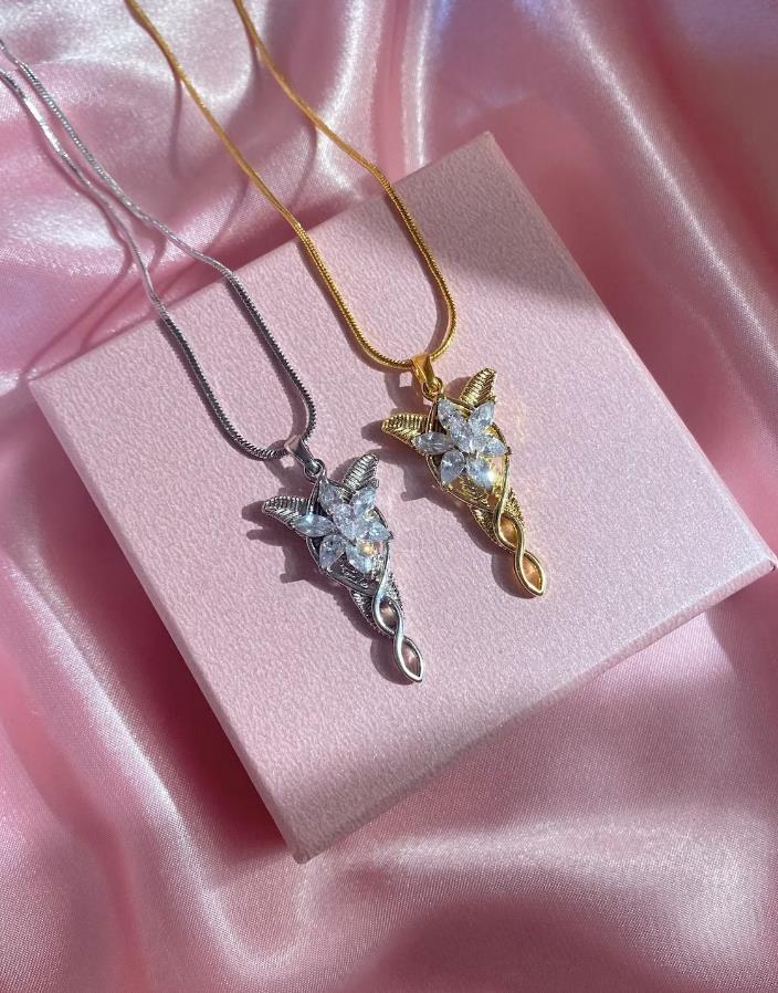 LOTR Evenstar Necklace - Arwen Eflique Evenstar Necklace, Fairy Tale Princess Pendant with Snake Chain, Gift for Elvis Queen Lover Jewelery Plated Ring, Valentine's day Gift, Gift for Her