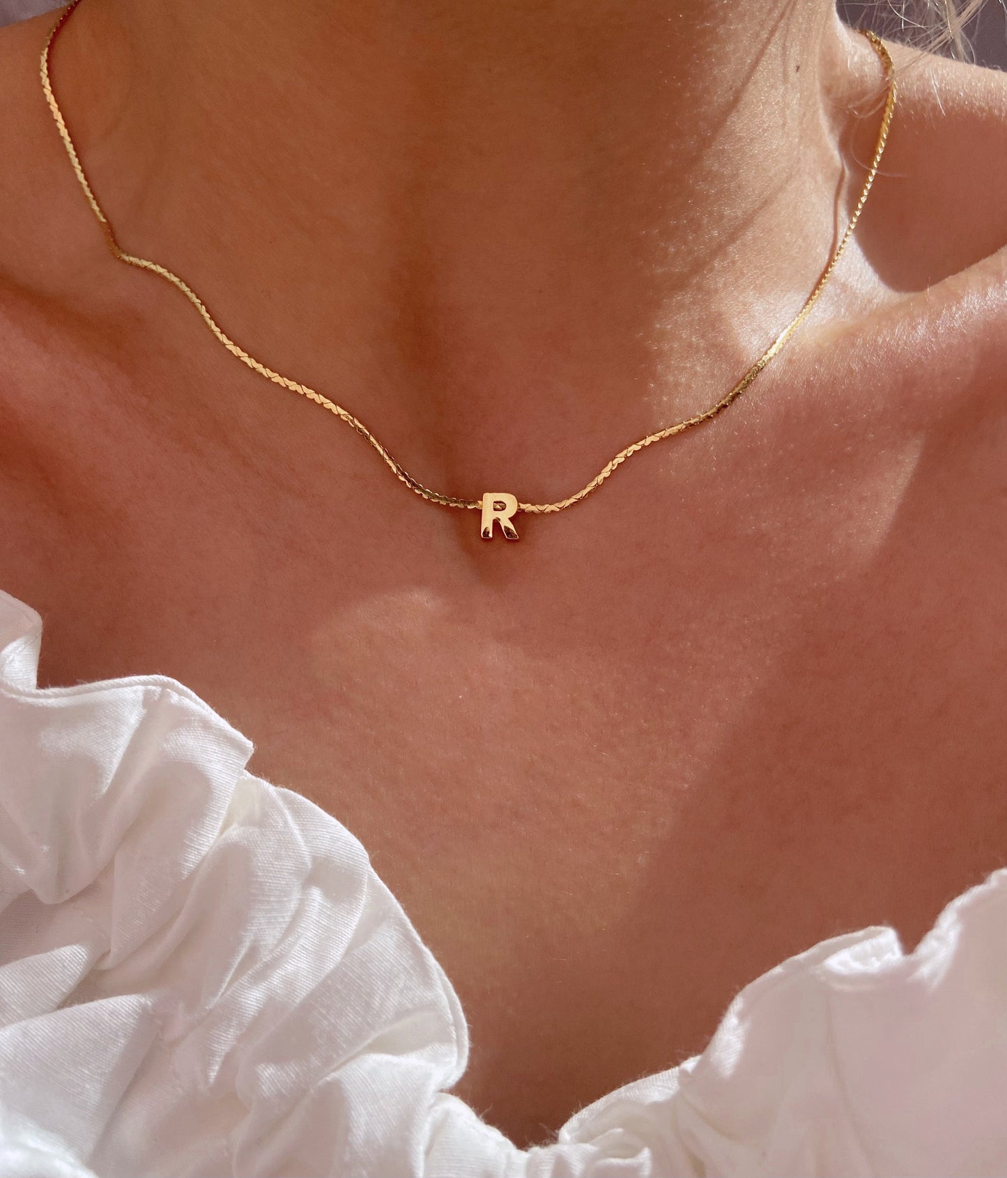 18K Gold Minimal Initial Letter Necklace, Medal Gold Initial Letter Pendant Necklace, Square Alphabet Rectangle Perdant, Personalized