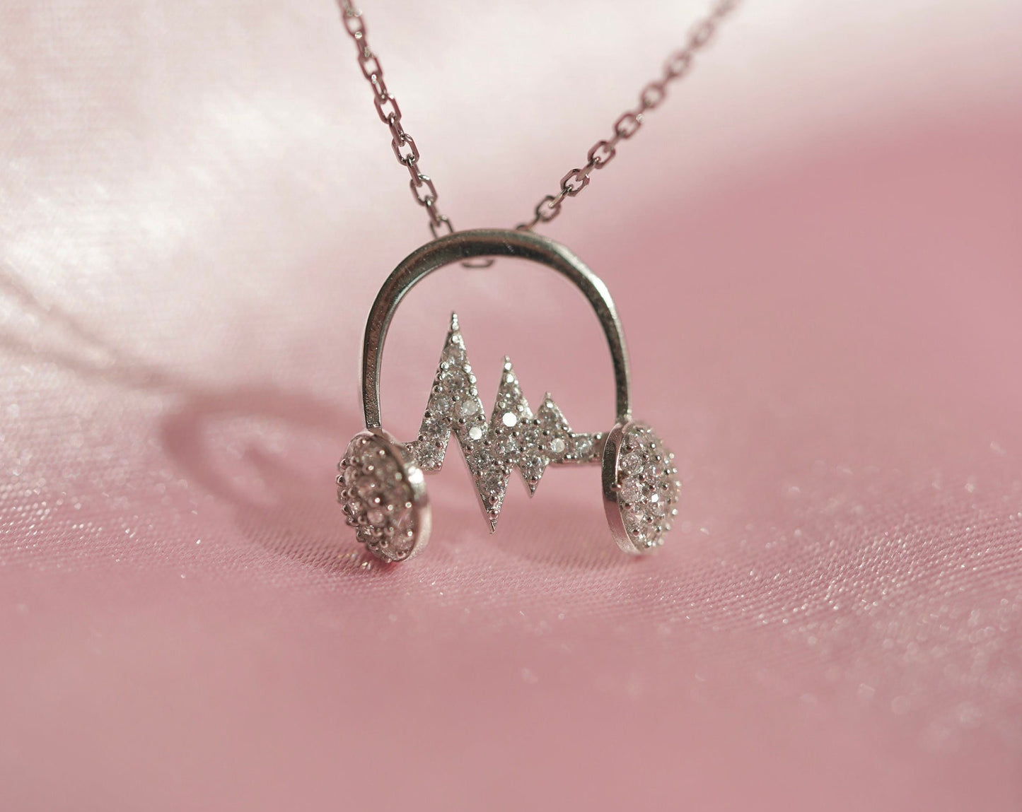 Music fairy Musa - Musa Cosplay Enchantix Pendant-Musa headphones - 925 sterling Necklaces