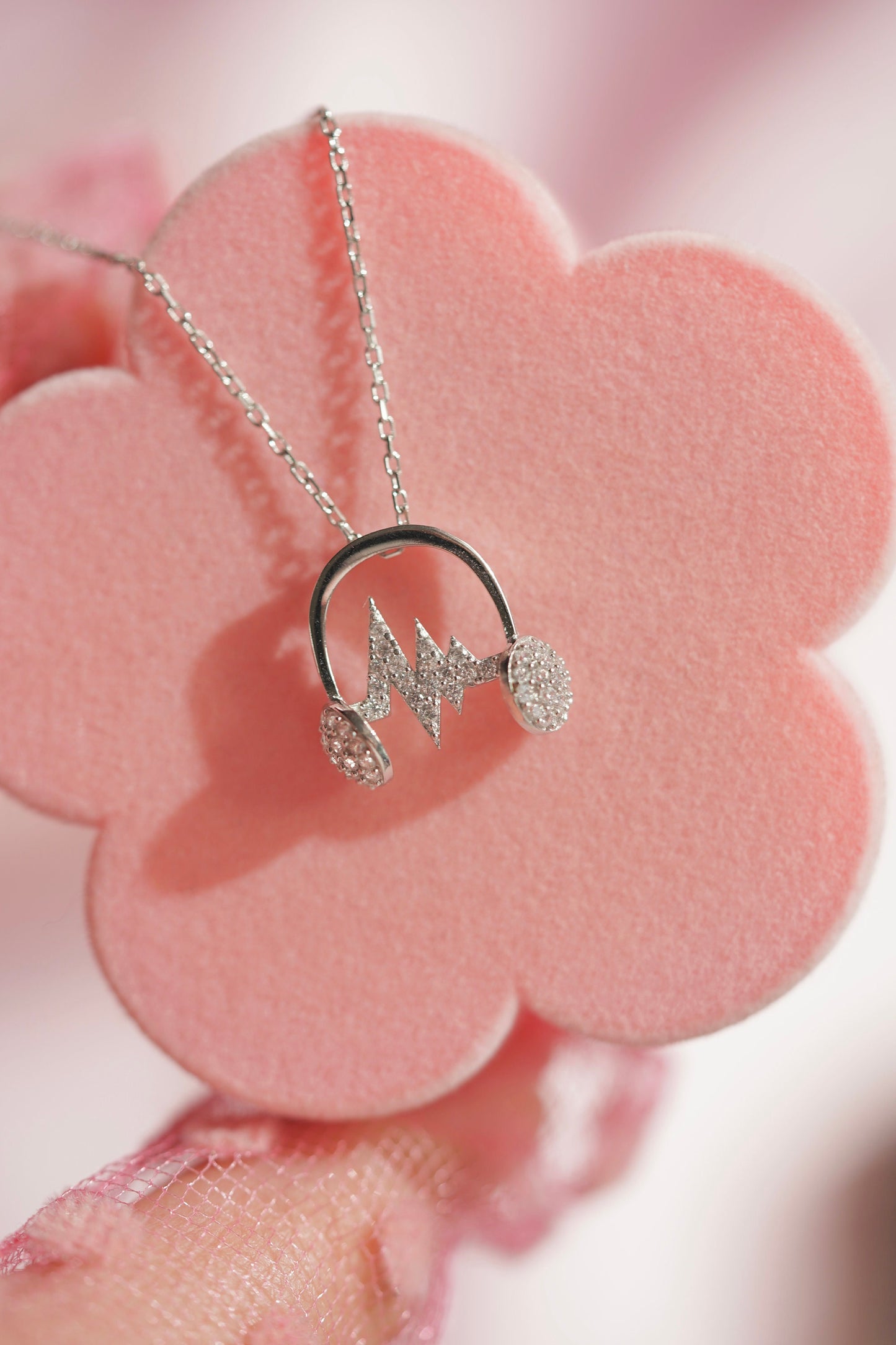 Music fairy Musa - Musa Cosplay Enchantix Pendant-Musa headphones - 925 sterling Necklaces