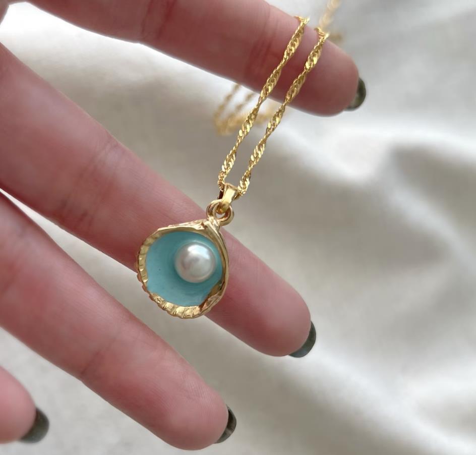 The Little Mermaid Ariel Oyster Shell Necklace Pearl Blue Oyster Shell Necklace