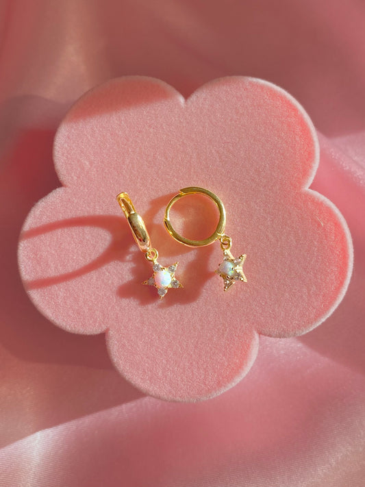 White Opal Sun Stone Earrings ,Opal Stone Earrings ,Star Earrings, Minmalist Earrings,White Opal Stone Earrings 925 Sterling Silver Earrings